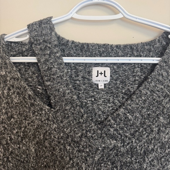 2/40 John + Jenn Grey V Neck Cutout Detail Sweater - Women’s Small - Picture 2 of 7
